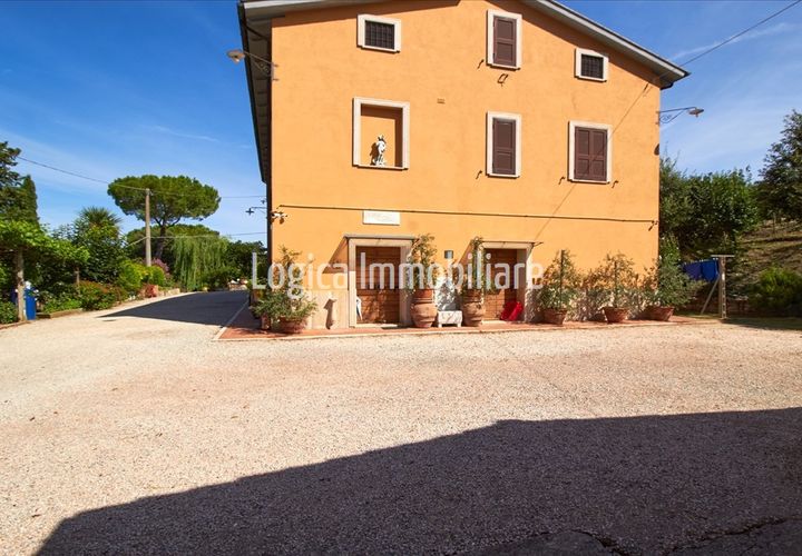 Masia a Chiusi, Siena, Chiusi - € 890.000 | Ref: CA623 - foto 1