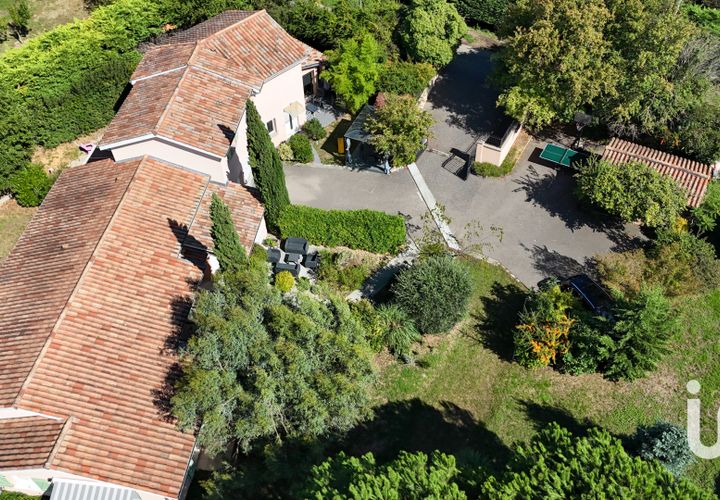 Villa a Saint-Genis-Laval, Rhone, Saint-Genis-Laval - € 1.236.000 | Ref: 55235 - foto 1
