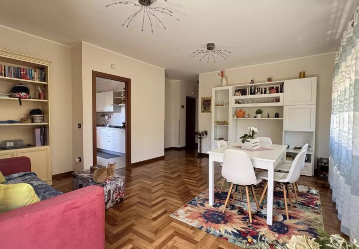 Leilighet i Cosenza, Cosenza, Cosenza - € 215 000 | Ref: 86182431 - foto 1