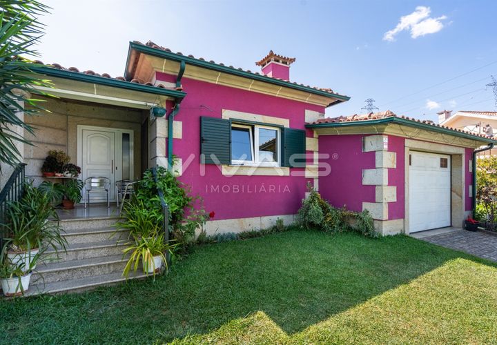 Villa a Vila Verde, Braga, Vila Verde - € 385.000 | Ref: 01-3687 - foto 1