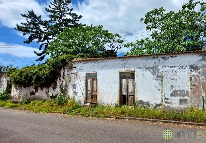 Byhus i Horta, Faial, Horta - € 70.000 | Ref: 1135 - foto 1