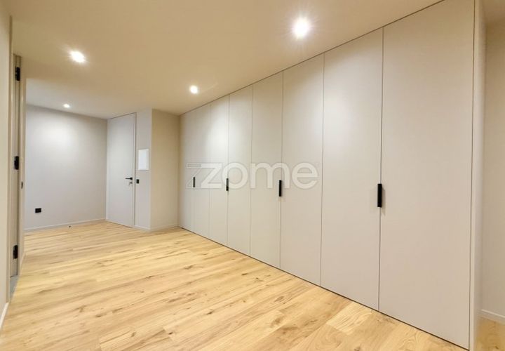Villa en Cavaloes, Braga, Cavaloes - € 895.000 | Ref: ZMPT555180 - photo 1