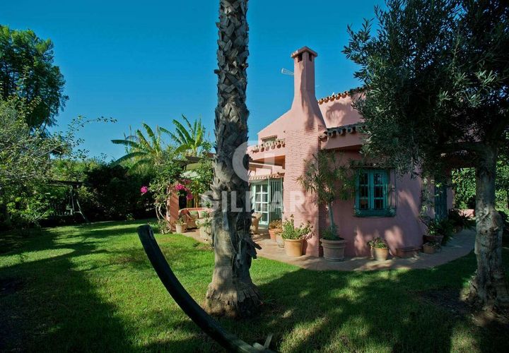 Villa i Estepona, Malaga, Estepona - € 875.000 | Ref: 202260 - foto 1