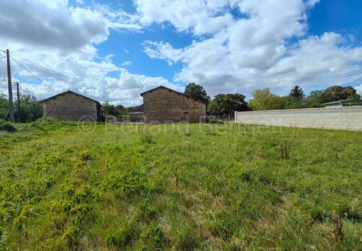 Villa a Chef-Boutonne, Deux-Sevres, Chef-Boutonne - € 10.000 | Ref: 5206 - foto 1