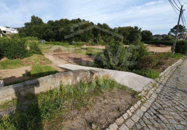 Helårsgrund i Serzedo, Porto, Serzedo - € 65.000 | Ref: GAV/00049 - foto 1