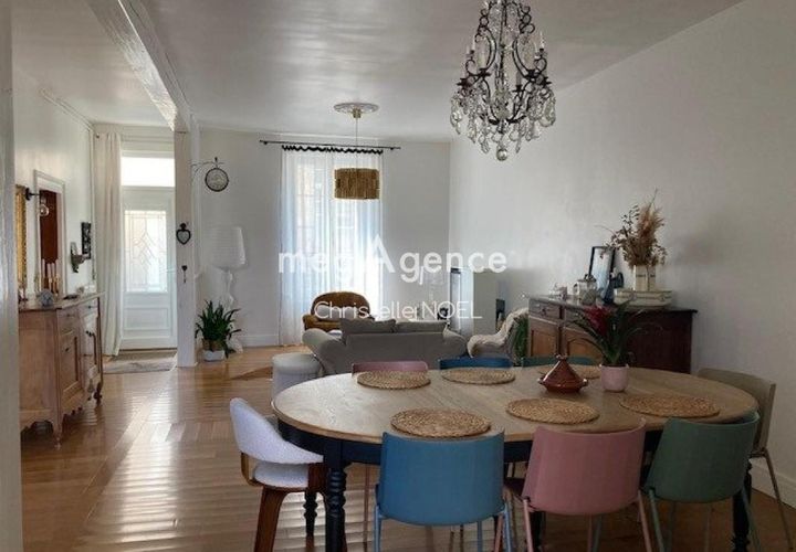 Villa en Lucon, Vendee, Lucon - € 436.600 | Ref: 191682 - photo 1