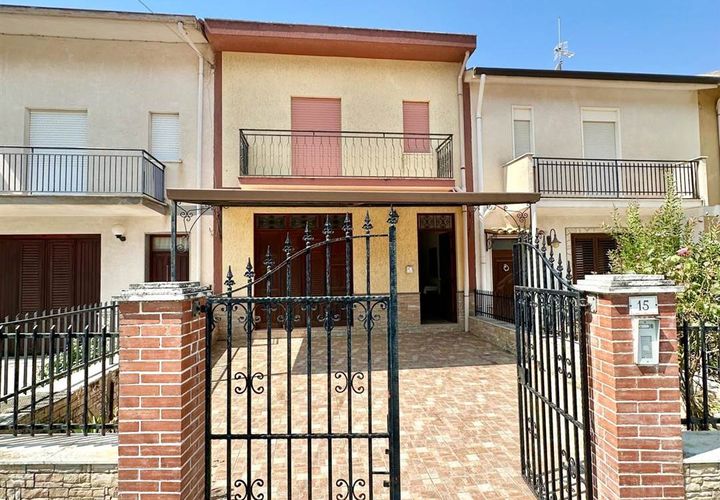 Villa i Chiusa Sclafani, Palermo, Chiusa Sclafani - € 95.000 | Ref: 8682RV56047 - foto 1