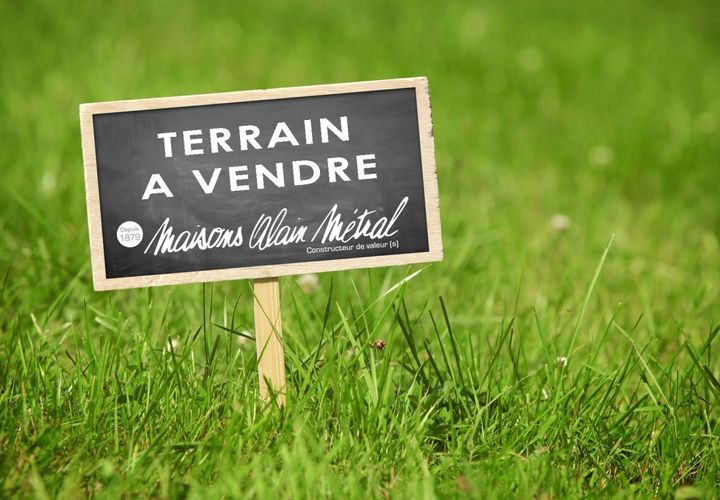 Grond in Jonage, Rhone, Jonage - € 285.000 | Ref: CFI-285-Jonage - foto 1