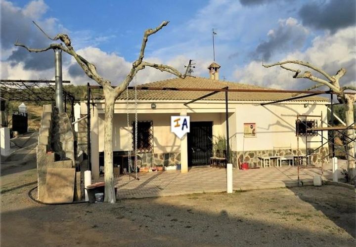 Villa em Alcaudete, Jaen, Alcaudete - € 270.000 | Ref: CH241 - foto 1