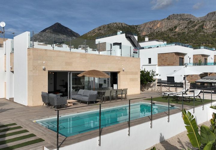 Villa a Polop, Alicante, Polop - € 515.000 | Ref: LUX5396 - foto 1