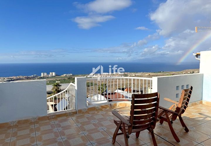 Bungalow i Adeje, Tenerife, Adeje - € 385.000 | Ref: IH-090925 - foto 1