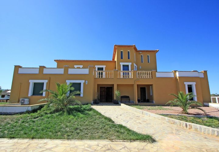 Villa a Pedreguer, Alicante, Pedreguer - € 849.000 | Ref: W-356 - foto 1