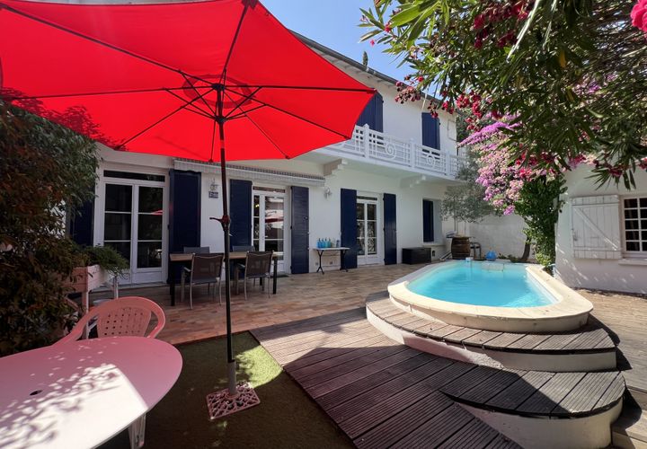 Villa i Nimes, Gard, Nimes - € 498.000 | Ref: 2211 - foto 1