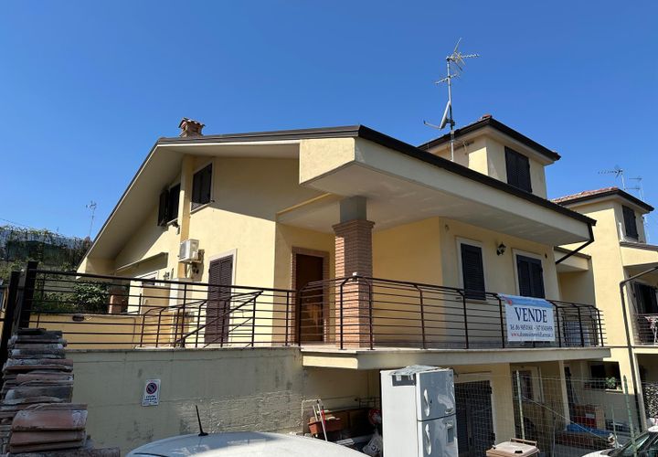 Byhus i Guidonia Montecelio, Rome, Guidonia Montecelio - € 189.000 | Ref: 90/2025 - foto 1