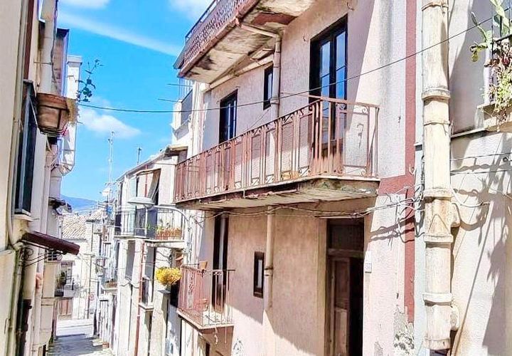 Villa i Chiusa Sclafani, Palermo, Chiusa Sclafani - € 18.000 | Ref: 8682RV93885 - foto 1