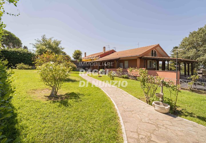 Villa a Grottaferrata, Rome, Grottaferrata - € 890.000 | Ref: 202 - foto 1