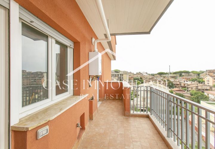 Lejlighed i Rome, Rome, Rome - € 195.000 | Ref: Via Cassia Immobile con terrazzo panoramico - foto 1