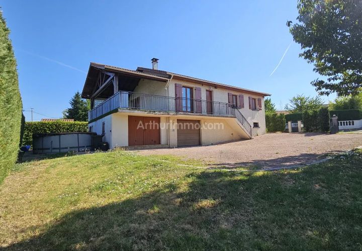 Villa in Bourgoin-Jallieu, Isere, Bourgoin-Jallieu - € 349.500 | Ref: 6956 - foto 1