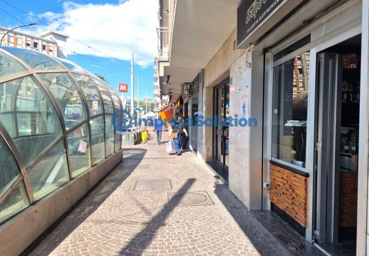 Erhvervsejendom i Naples, Naples, Naples - € 190.000 | Ref: vomero.d - foto 1