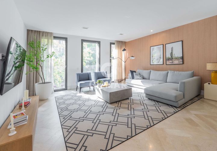 Leilighet i Madrid, Madrid, Madrid - € 1 690 000 | Ref: 210136 - foto 1