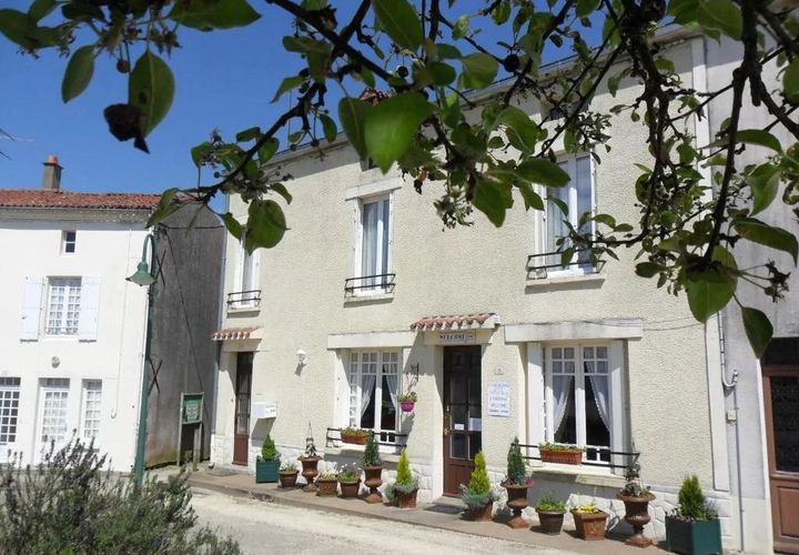 Villa a L’absie, Deux-Sevres, L’absie - € 178.200 | Ref: BVI82711 - foto 1