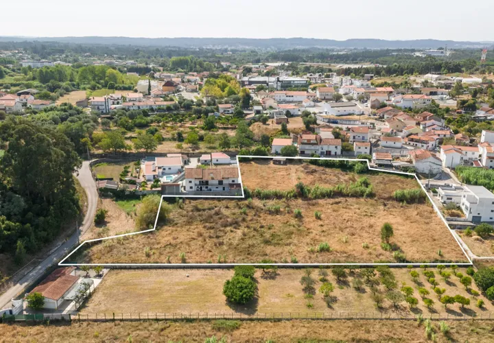 Helårsgrund i Condeixa-a-Nova, Coimbra, Condeixa-a-Nova - € 198.000 | Ref: C0396-00835 - foto 1