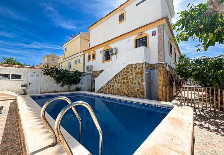 Rækkehus i Gran Alacant, Alicante, Gran Alacant - € 499.000 | Ref: EXP11248/8930 - foto 1