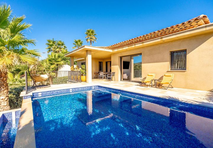 Villa i Sainte-Maxime, Var, Sainte-Maxime - € 1.450.000 | Ref: HH-15917709 - foto 1