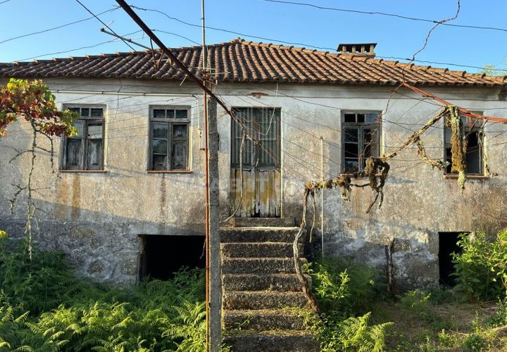Villa i Arcos de Valdevez, Viana do Castelo, Arcos de Valdevez - € 150.000 | Ref: EM426 - foto 1