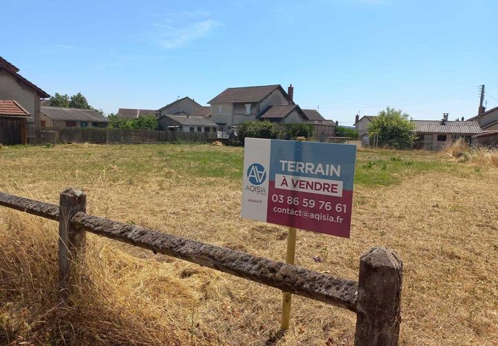 Terra a Saint-Vallier, Saone-et-Loire, Saint-Vallier - € 16.000 | Ref: 9564 - foto 1