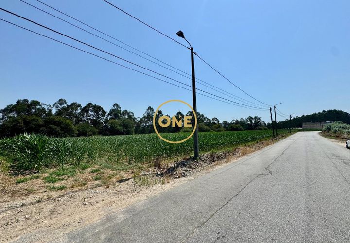 Helårsgrund i Trofa, Porto, Trofa - € 750.000 | Ref: ONE0021416-17 - foto 1