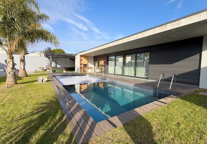 Villa a Arcozelo, Porto, Arcozelo - € 1.300.000 | Ref: 171/25 - foto 1