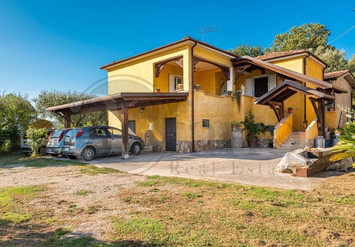 Villa a Ceprano, Frosinone, Ceprano - € 119.000 | Ref: AC99-149-1327 - foto 1