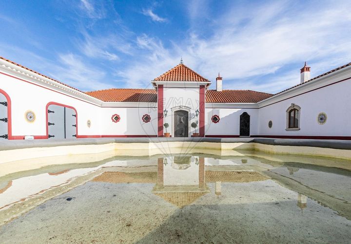 Farm i Redondo, Evora, Redondo - € 4.850.000 | Ref: PE-123751128-455 - foto 1