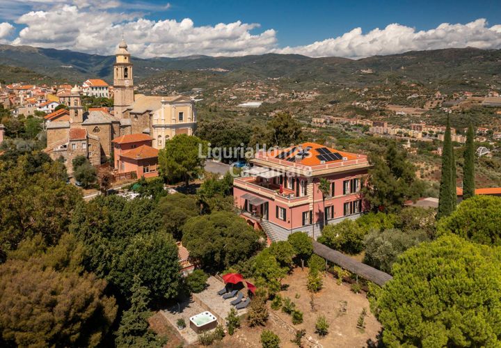 Villa a Imperia, Imperia, Imperia - € 2.100.000 | Ref: 6V52 - foto 1