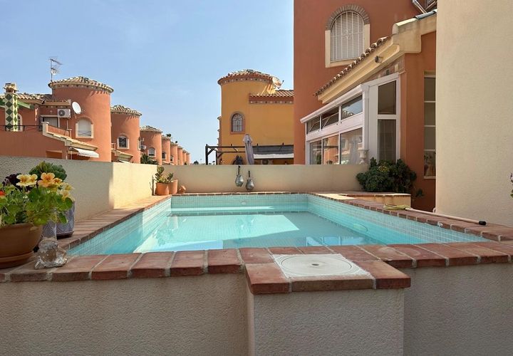 Villa i Playa Flamenca, Alicante, Playa Flamenca - € 285.000 | Ref: 94-246-454-11-913/70241 - foto 1