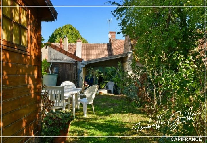 Landsbyhus i Le Chatelet, Cher, Le Chatelet - € 60.000 | Ref: 340931981482 - foto 1