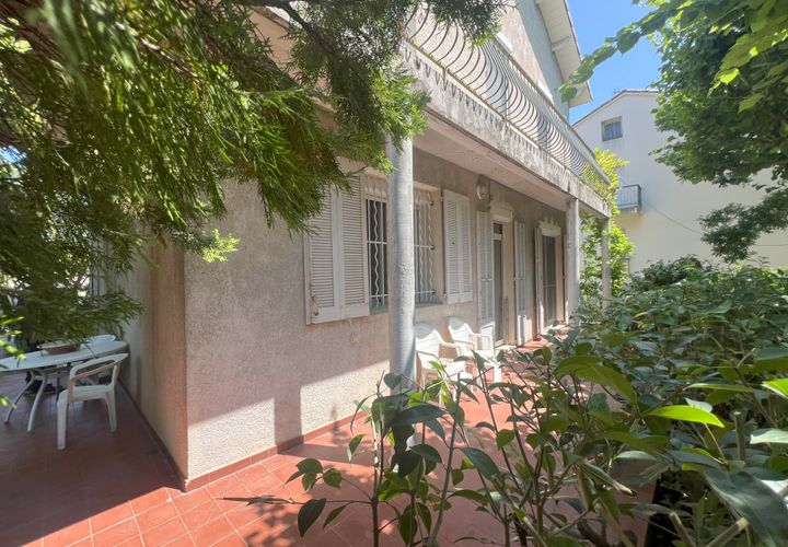 Villa i Nimes, Gard, Nimes - € 399.000 | Ref: 2203-2 - foto 1