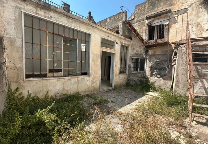 Villa i Boscotrecase, Naples, Boscotrecase - € 105.000 | Ref: 1842964 - foto 1