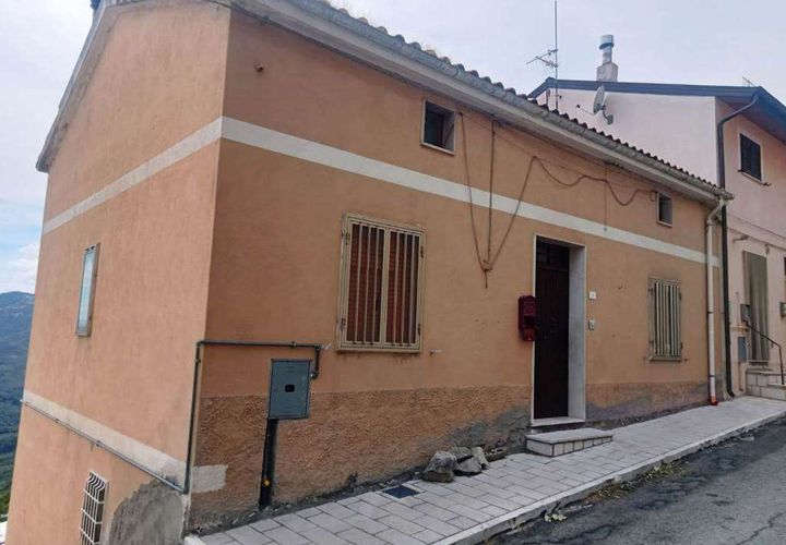 Villa i Torrebruna, Chieti, Torrebruna - € 54.000 | Ref: 2007-592557 - foto 1
