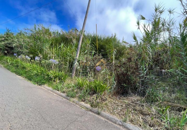 Helårsgrund i Calheta, Madeira, Calheta - € 190.000 | Ref: F00231 - foto 1