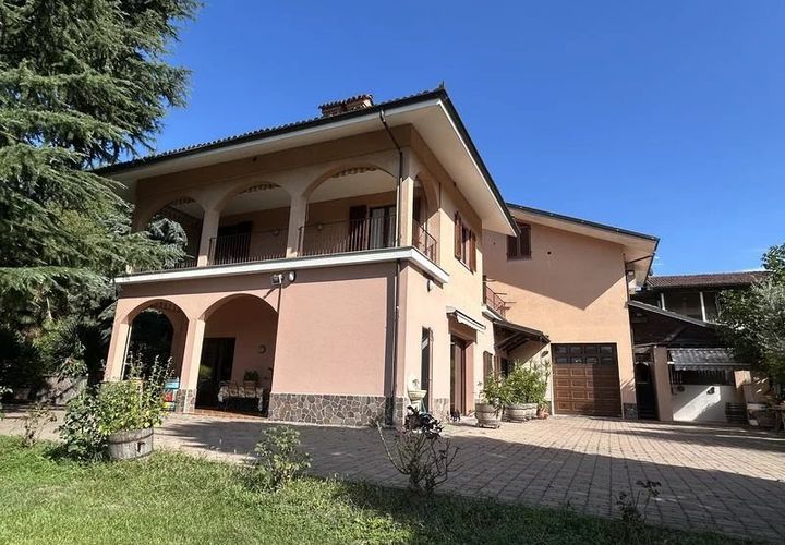 Villa i La Morra, Cuneo, La Morra - € 790.000 | Ref: LMR009 - foto 1