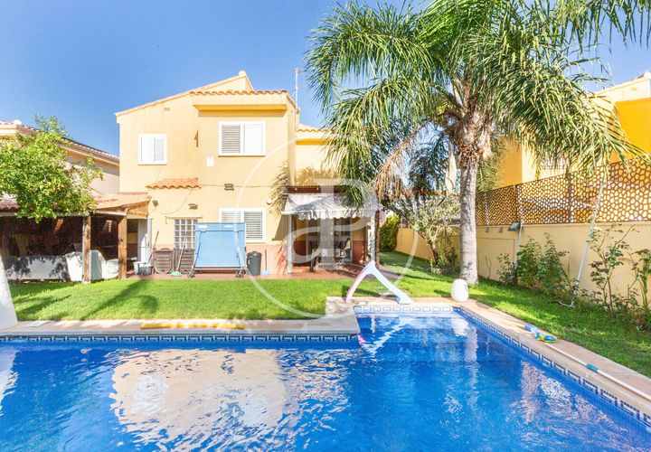 Villa a Riba-Roja De Turia, Valencia, Riba-Roja De Turia - € 399.000 | Ref: VV2604013 - foto 1