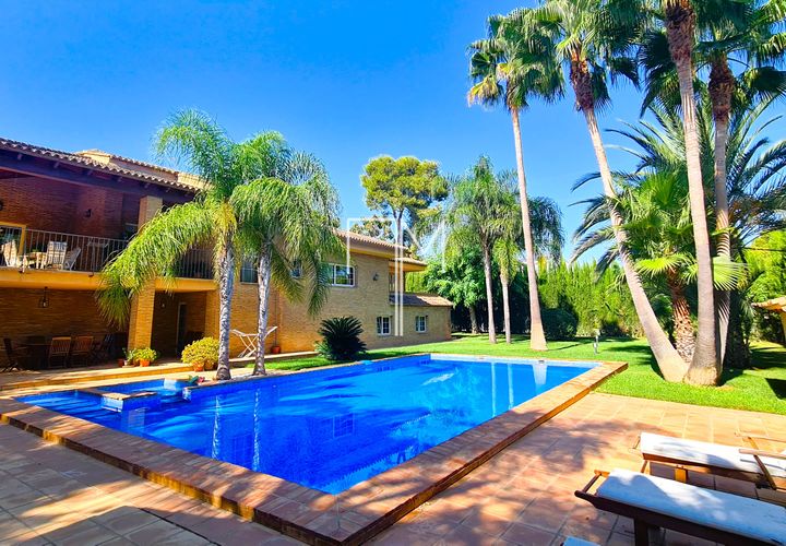 Villa a Paterna, Valencia, Paterna - € 950.000 | Ref: CanyJ111 - foto 1