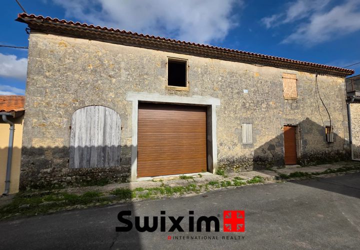 Villa a Saint-Estephe, Gironde, Saint-Estephe - € 76.000 | Ref: 181-CDM - foto 1