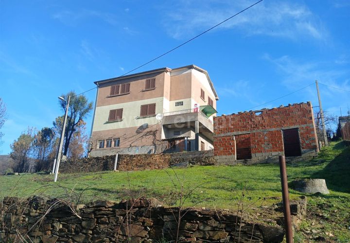 Villa i Covilha, Castelo Branco, Covilha - € 39.000 | Ref: 102250176 - foto 1