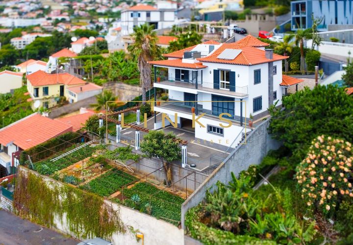 Villa a Sao Roque, Madeira, Sao Roque - € 1.700.000 | Ref: LH-678-2025E - foto 1