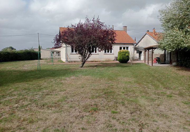 Landsbyhus i Rigne, Deux-Sevres, Rigne - € 125.350 | Ref: BVI82667 - foto 1