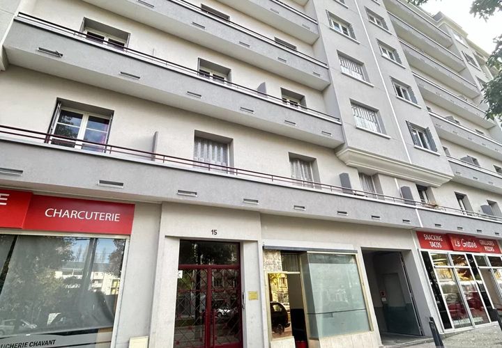 L'establiment comercial a Grenoble, Isere, Grenoble - € 98.000 | Ref: 86211342 - foto 1