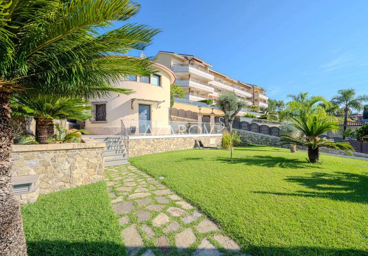 Villa i Sanremo, Imperia, Sanremo - € 750.000 | Ref: 5732 - foto 1